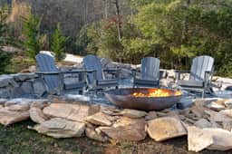 Viking Hut • Firepit • Hot Tub Access • Dogs - Image 2