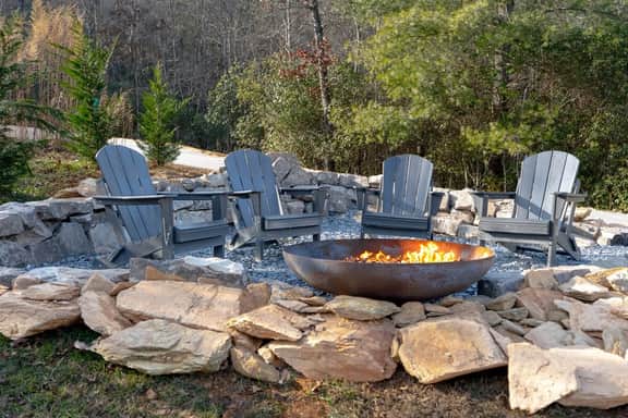 Viking Hut • Firepit • Hot Tub Access • Dogs - Image 2