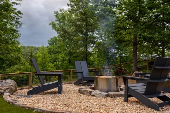 Level Up | Hot Tub + Fireplace + Fire Pit + Dogs - Image 4
