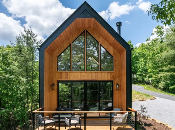 Viking Hut • Firepit • Hot Tub Access • Dogs - Image 1